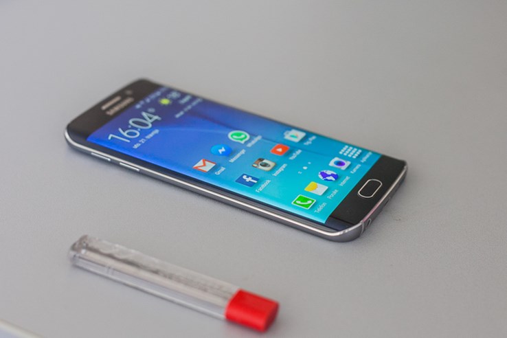 Samsung Galaxy S6 Edge (8).jpg
